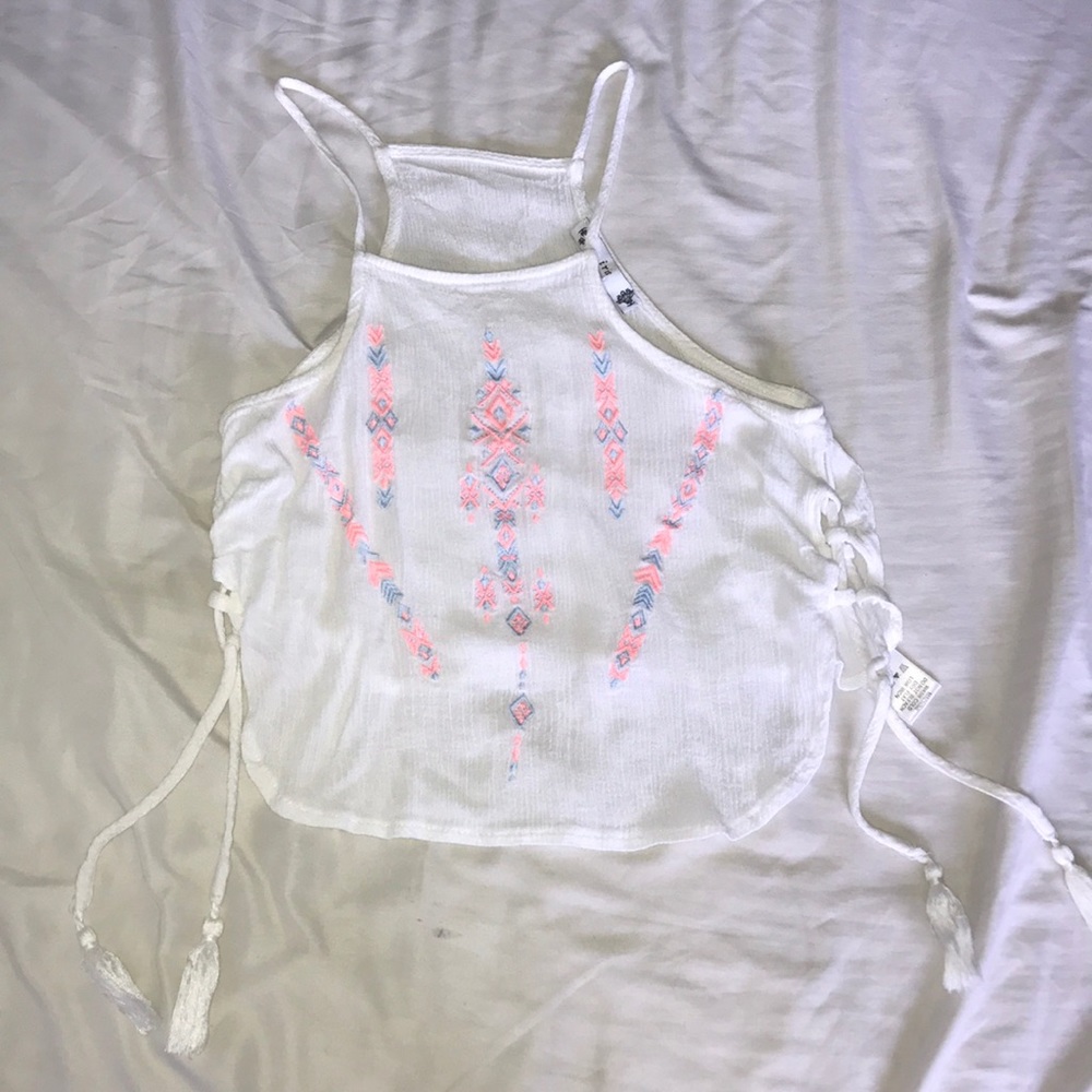 Iris open side tribal tank